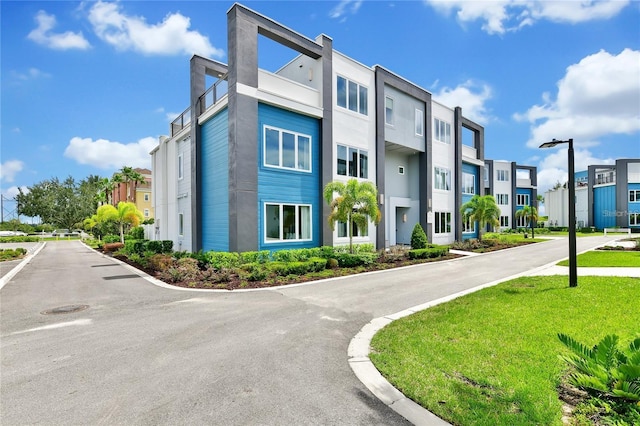 7740 Sandy Ridge Dr Unit 203, Reunion, FL 34747 - photo 1