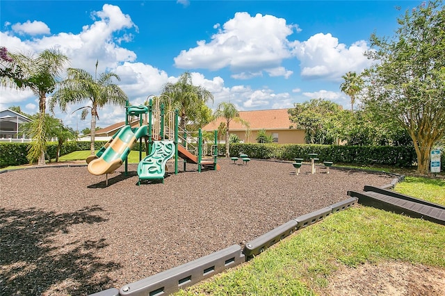 118 Sir Phillips Dr, Davenport, FL 33837 - view of community jungle gym