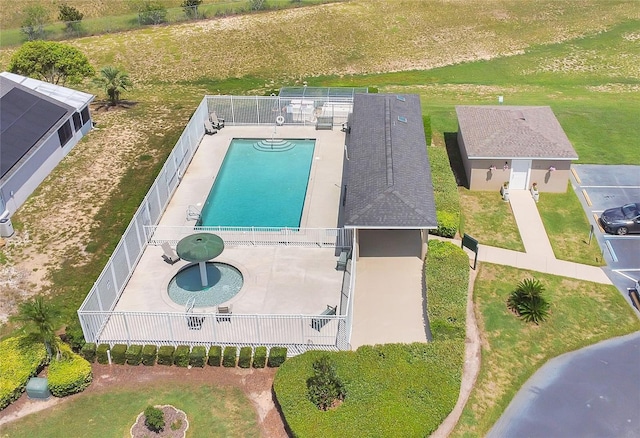 118 Sir Phillips Dr, Davenport, FL 33837 - aerial view of property and surrounding area featuring a pool area
