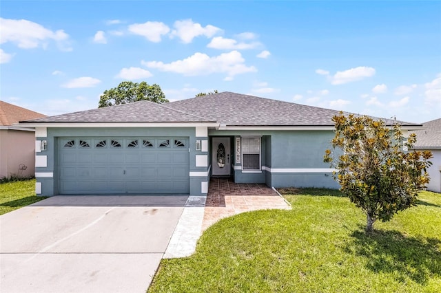 141 Winsor Ave, Davenport, FL 33837 - ranch-style house featuring stucco siding, an attached garage, driveway, a front yard, and a shingled roof