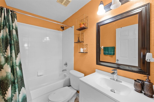 141 Winsor Ave, Davenport, FL 33837 - bathroom with a textured wall, shower / tub combo, and vanity