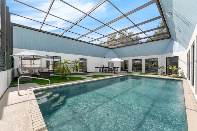 9353 Gotha Rd, Windermere, FL 34786 - outdoor pool with outdoor lounge area, a patio, outdoor dining area, and glass enclosure