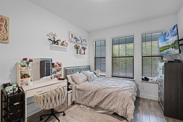 461 Diamond Dove Cv, Winter Springs, FL 32708 - bedroom featuring wood finished floors and an office area