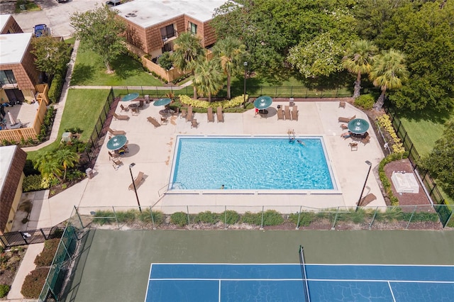 5365 Elm Ct Unit 331, Orlando, FL 32811 - bird's eye view of a pool