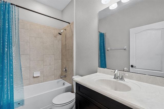 100 Verde Way, Debary, FL 32713 - bathroom with vanity and shower / bath combo