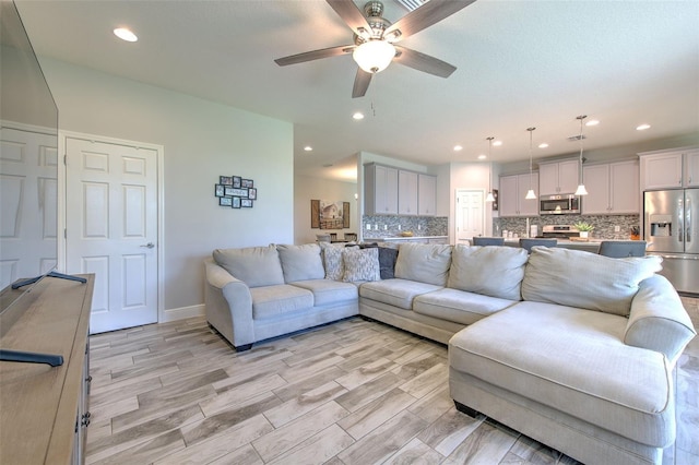 12990 Burns Dr, Odessa, FL 33556 - photo 24