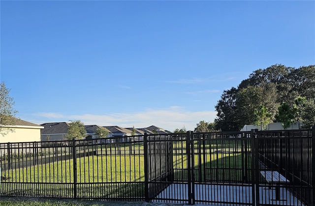 4005 Serene Water Ave, Eustis, FL 32736 - view of yard featuring a residential view