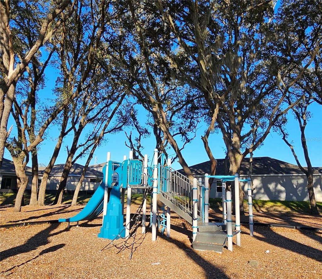 4005 Serene Water Ave, Eustis, FL 32736 - view of community playground