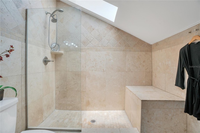 1035 Paladin Ct, Orlando, FL 32812 - full bathroom with tiled shower, a skylight, and lofted ceiling