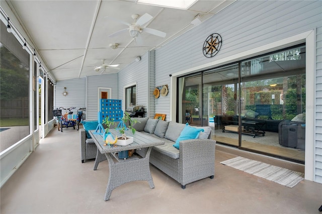 1035 Paladin Ct, Orlando, FL 32812 - sunroom featuring a ceiling fan and an outdoor living space