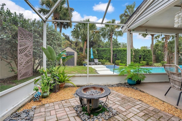 1035 Paladin Ct, Orlando, FL 32812 - unfurnished sunroom featuring an outdoor fire pit