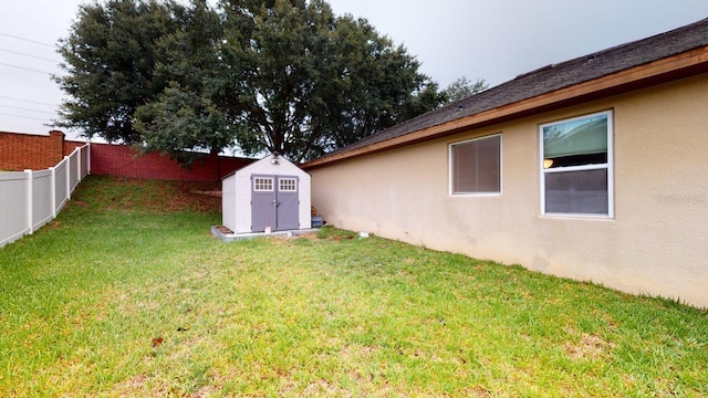 3552 Macauley Ct, Ocoee, FL 34761 - fenced backyard featuring a storage unit