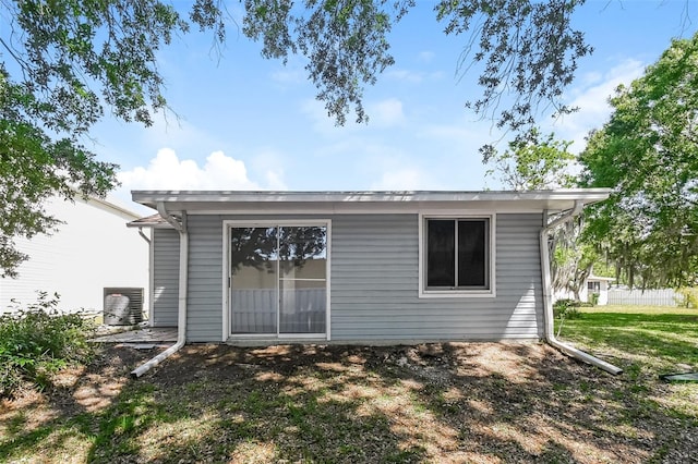 3703 43rd Ave W, Bradenton, FL 34205 - rear view of property