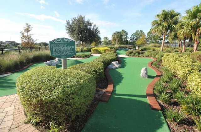 10180 Merrymeeting Bay Dr, Winter Garden, FL 34787 - surrounding community with a putting green