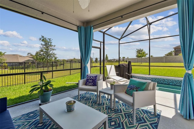 2433 Santa Vista Loop, Apopka, FL 32703 - sunroom with ceiling fan