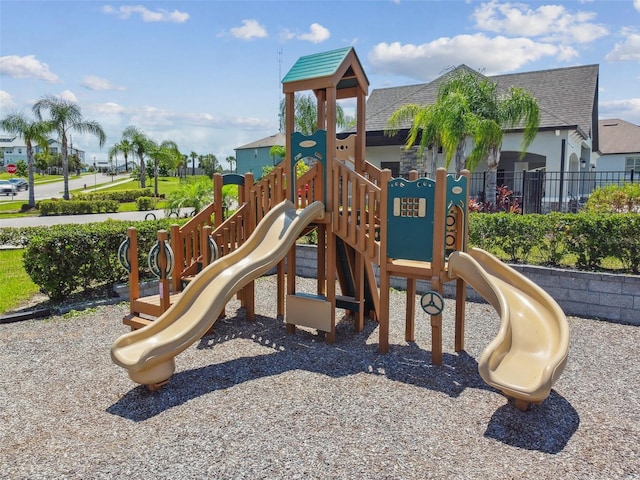 2433 Santa Vista Loop, Apopka, FL 32703 - view of communal playground