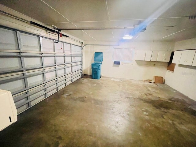 1980 Williams Manor Ave, Orlando, FL 32811 - view of garage