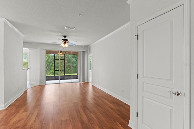 8362 Bella Tierra Ct Unit 10146, Davenport, FL 33896 - unfurnished room with ceiling fan, wood finished floors, a textured ceiling, and ornamental molding