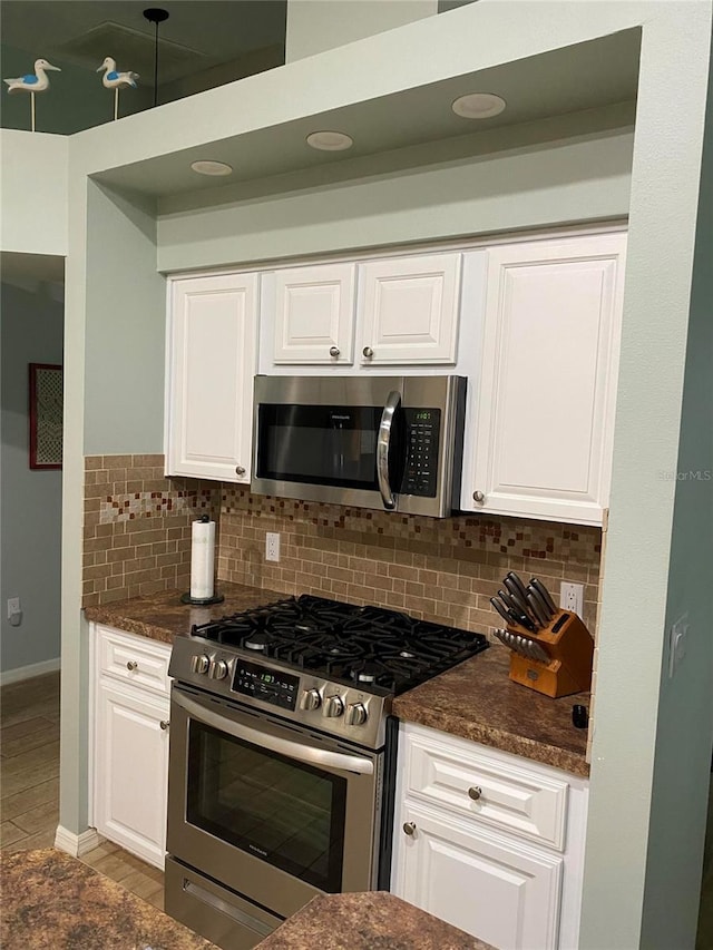 11083 Cherrywood Ct, Spring Hill, FL 34609 - photo 8