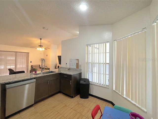 2011 Gamboge Dr, Orlando, FL 32822 - photo 6