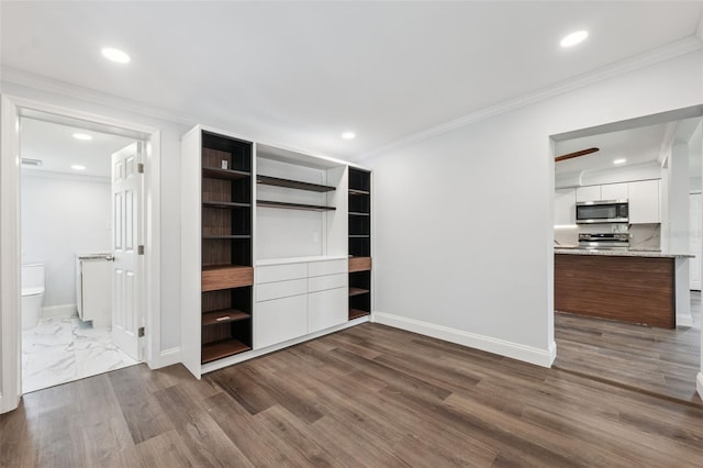 4505 Cottonwood Dr, New Port Richey, FL 34652 - view of closet