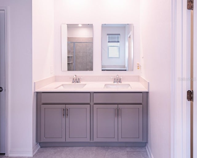 4152 Pino St, Apopka, FL 32712 - bathroom featuring double vanity and tiled shower