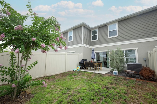 2326 Carrabelle Way, Sanford, FL 32771 - rear view of house with a patio area and stucco siding