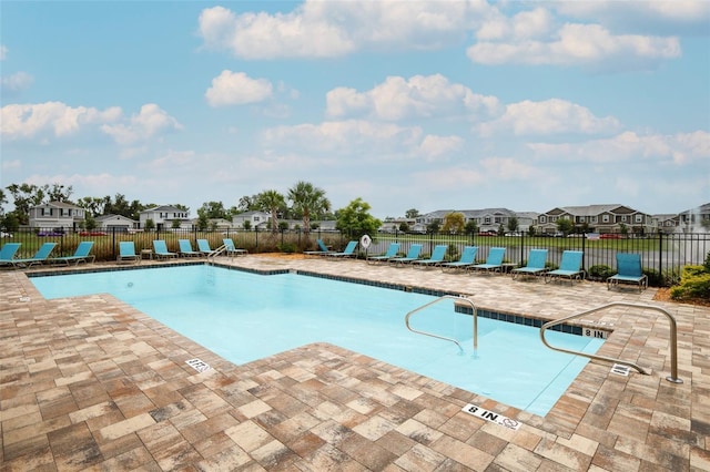 2326 Carrabelle Way, Sanford, FL 32771 - community pool with a patio area and a residential view