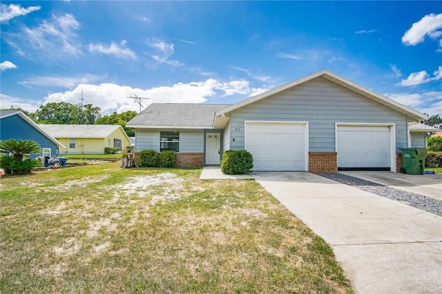 213 Fern Ct, Leesburg, FL 34748 - photo 1