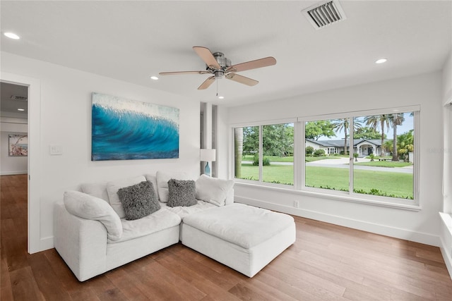 91 Minnehaha Cir, Maitland, FL 32751 - living area with a ceiling fan, wood finished floors, and recessed lighting