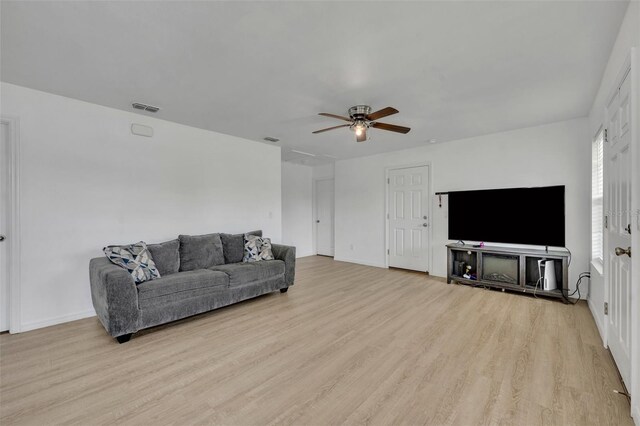 9 Summerset Ter, Casselberry, FL 32707 - living room with light wood-type flooring and ceiling fan