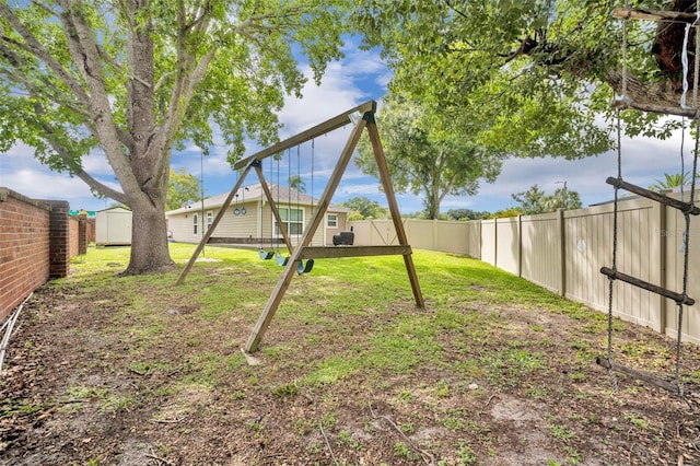 9 Summerset Ter, Casselberry, FL 32707 - fenced backyard featuring a storage unit