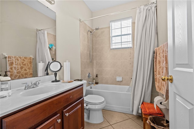 8804 Warwick Shore Xing Unit X, Orlando, FL 32829 - full bath featuring shower / tub combo with curtain, vanity, and tile patterned floors