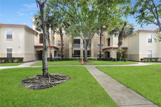 826 Camargo Way Unit 201, Altamonte Springs, FL 32714 - view of community with a lawn