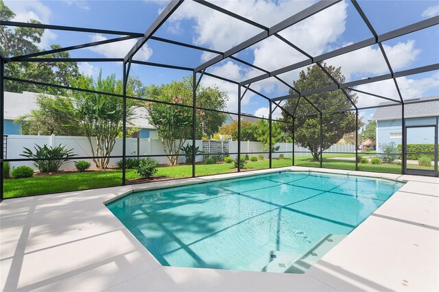 403 Courtlea Creek Dr, Winter Garden, FL 34787 - view of pool featuring a fenced backyard and a patio