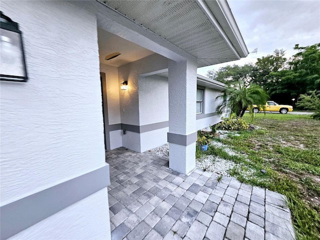 2010 Appian Ct, Deltona, FL 32725 - view of patio / terrace