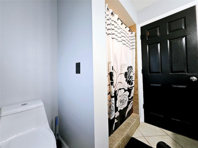 2010 Appian Ct, Deltona, FL 32725 - full bath featuring tile patterned flooring and curtained shower