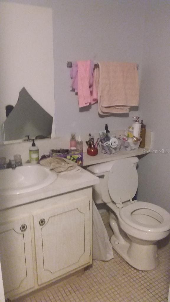 56 Brighton B 56, Boca Raton, FL 33434 - bathroom with toilet and vanity