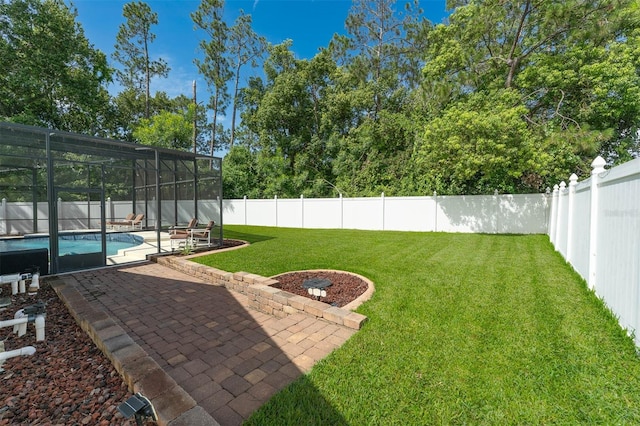 9342 Bay Vista Estates Blvd, Orlando, FL 32836 - fenced backyard with a patio and a lanai