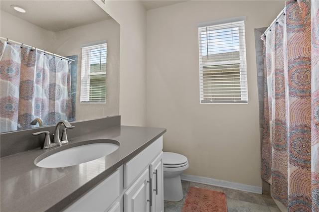 3443 Sagebrush St, Harmony, FL 34773 - bathroom with vanity and a shower with shower curtain
