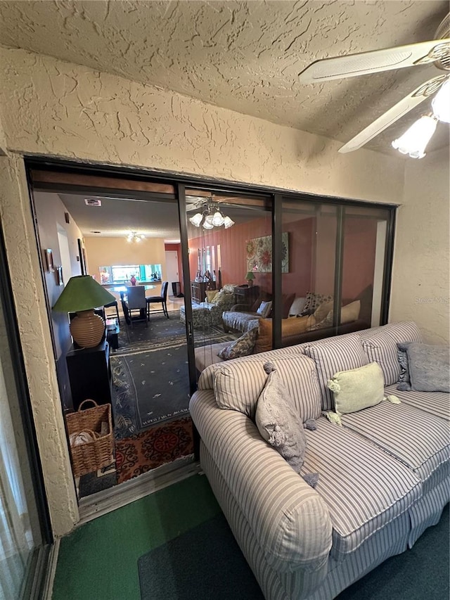 3279 Westridge Blvd Unit 204, Orlando, FL 32822 - bedroom with a textured wall