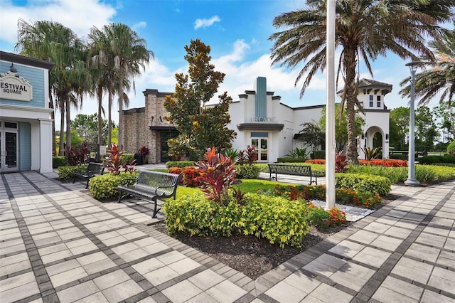 1056 Plantation Ln, Davenport, FL 33896 - view of property's community featuring a patio