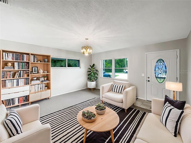 801 NE 4th Ave, Mulberry, FL 33860 - living room with a chandelier and a textured ceiling