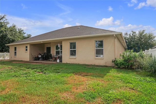 1902 Griffins Green Dr, Bartow, FL 33830 - back of property featuring a patio and stucco siding