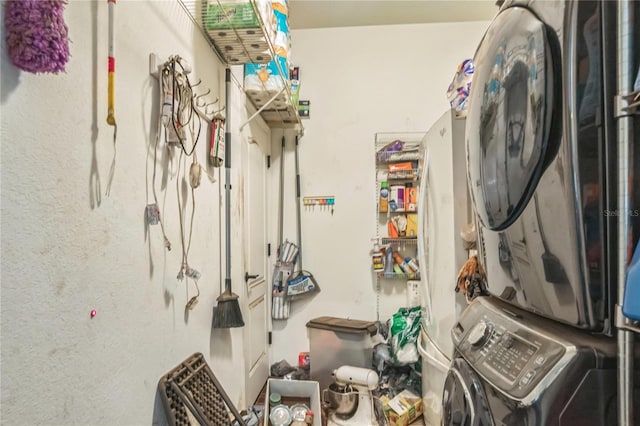 1902 Griffins Green Dr, Bartow, FL 33830 - washroom featuring stacked washer and clothes dryer