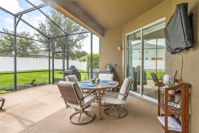 5723 Tarleton Way, Mount Dora, FL 32757 - sunroom with healthy amount of natural light and outdoor dining space