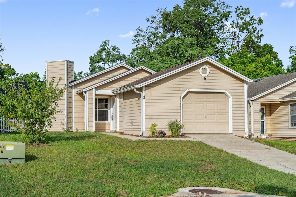 118 Meadow Blvd, Sanford, FL 32771 - photo 1