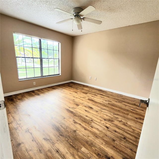 102 N Hampton Ct, Sanford, FL 32773 - photo 13