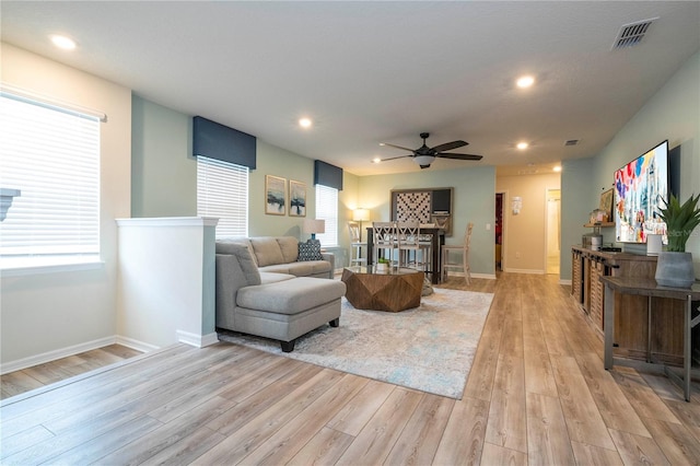 1907 Summer Dr, Davenport, FL 33897 - living area featuring a ceiling fan, light wood finished floors, and recessed lighting