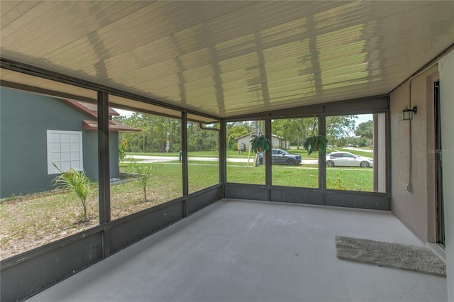 663 Courtland Blvd, Deltona, FL 32738 - unfurnished sunroom with vaulted ceiling